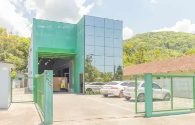 Barracão / galpão / depósito à venda na rua eugênio ernesto kunde, --, pirabeiraba, joinville, 407 m2 por r$ 2.300.000