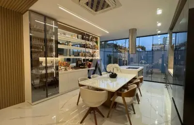 Casa com 3 quartos à venda na rua almirante jaceguay, --, santo antônio, joinville, 198 m2 por r$ 1.780.000