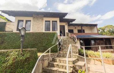 Casa com 4 quartos à venda na rua comendador araújo, --, bom retiro, joinville, 405 m2 por r$ 990.000