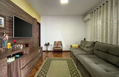 Casa com 3 quartos à venda na rua josé do patrocínio, --, saguaçu, joinville, 130 m2 por r$ 690.000