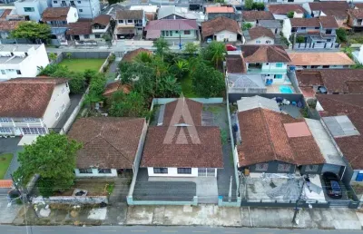 Casa com 4 quartos à venda na rua senador rodrigo lobo, --, iririú, joinville, 94 m2 por r$ 1.190.000