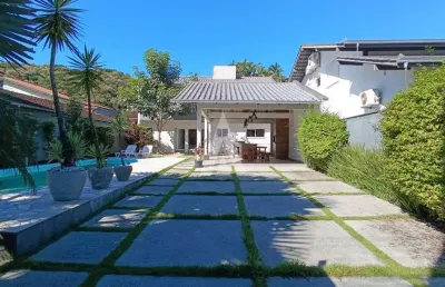 Casa com 4 quartos à venda na capuchinho, --, saguaçu, joinville, 199 m2 por r$ 1.600.000