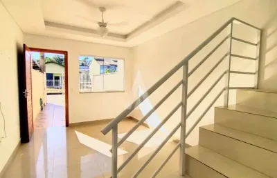 Casa com 2 quartos à venda na rua heraclito lobato, --, floresta, joinville, 75 m2 por r$ 380.000
