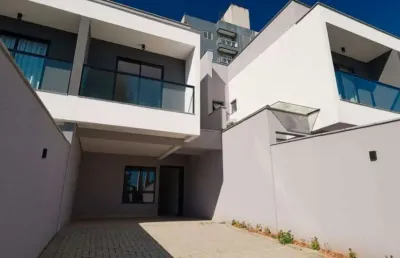 Casa com 3 quartos à venda na rua félix heinzelmann, --, santo antônio, joinville, 97 m2 por r$ 549.999