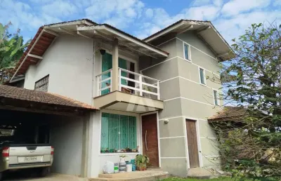 Casa com 4 quartos à venda na rua teresópolis, --, itaum, joinville, 260 m2 por r$ 790.000