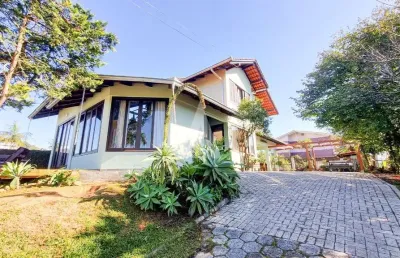 Casa com 4 quartos à venda na rua bananal, --, glória, joinville, 235 m2 por r$ 1.275.000