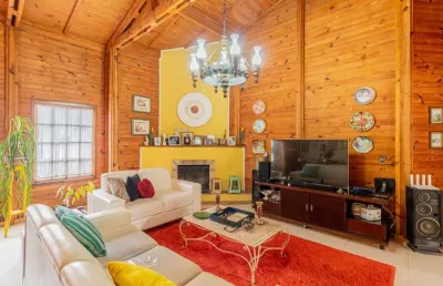 Casa com 3 quartos à venda na rua germano wetzel, --, bom retiro, joinville, 254 m2 por r$ 1.300.000
