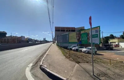 Vendo terreno de esquina na avenida miguel sutil em cuiabá/mt
