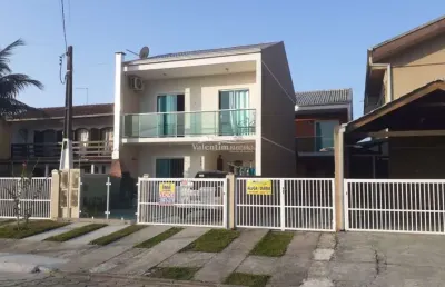 Casa com 3 quartos para alugar na rua arpoador, 174, shangri-lá, pontal do paraná por r$ 650 por dia
