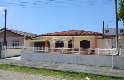 Casa com 3 quartos para alugar na juscelino kubstchek, ipanema, pontal do paraná