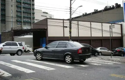 Ponto comercial para alugar na Rua Conde de Sarzedas, 135, Liberdade, São Paulo