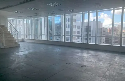 Conjunto comercial na berrini. alto padrão. duplex.