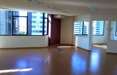 Sala comercial para alugar na Rua Geraldo Flausino Gomes, 42, Cidade Monções, São Paulo