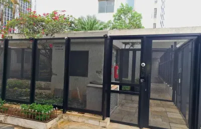 Aluguel de sala comercial na av. angelica, são paulo-sp: 2 salas, 2 banheiros, 1 vaga de garagem e 70m² de área.