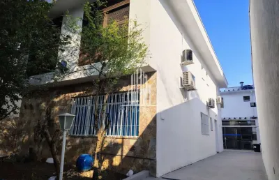 Casa com 6 quartos para alugar na Rua Careaçu, 32, Jardim Franca, São Paulo