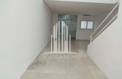 Casa de luxo para locação em pinheiros, são paulo-sp: 3 quartos, 3 suítes, 2 salas, 4 banheiros, 250m² de área.