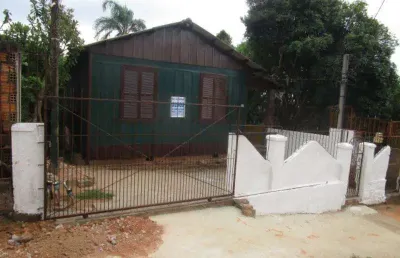 Casa no bairro camaqua com 80 m2, 3 dormitórios, sala de estar, área de serviço, banheiro social, cozinha, pátio, tanque