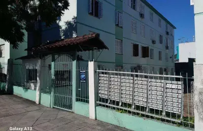 Apto, com 01 dormitório, sala, cozinha, banheiro e área de serviços