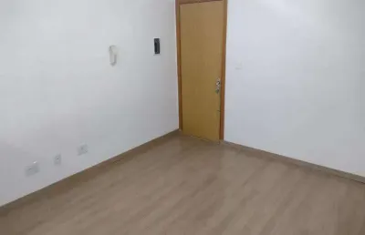 Apto com 02 dormitórios, sala, cozinha americana , banheiro, área com tanque e 01 vaga de estacionamento privativa.