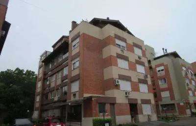 Apartamento com 2 quartos à venda na vila nova, porto alegre , 57 m2 por r$ 270.000