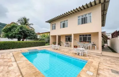 Casa com 5 dormitórios à venda, 300 m² por r$ 1.600.000,00 - itaipu - niterói/rj