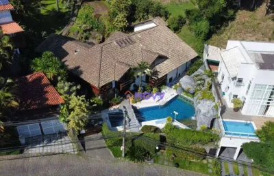 Casa dentro de condomínio com 4 suítes para venda em itaipu, niterói-rj