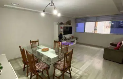 Excelente apartamento de 03 quartos, vaga de garagem e com 197 m2, na primeira quadra de icaraí.