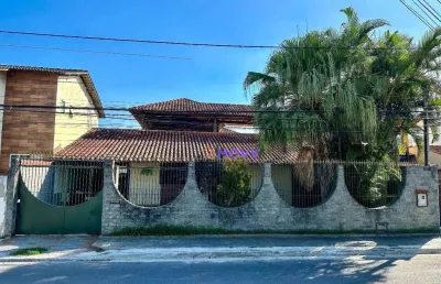Casa com 3 dormitórios à venda por r$ 870.000,00 - serra grande - niterói/rj