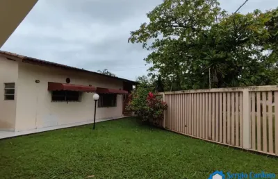 Casa 3  suítes  250m mar amplo terreno 353m²  itanhaém sp
