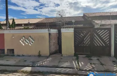 Casa 2 quartos   suíte  local privilegiado  apenas 200 m mar   itanhaém sp
