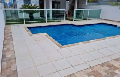 Sobrado alto padrão pé na areia! 4 quartos 2 suítes e piscina aquecida!