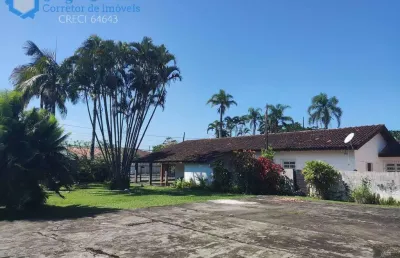 Casa 4 quartos suíte  amplo quintal  t= 973 m²  local nobre itanhaém sp