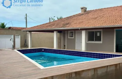 Ampla casa em itanhaem 3 quartos 2 suites -terreno inteiro 350m -lado praia