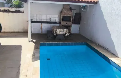 Casa 3 quartos piscina e churrasqueira 100 m mar itanhaém sp