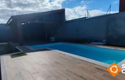 Sobrado mobiliado com piscina  apenas 100m da praia itanhaém sp