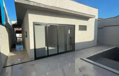 Casa  moderna 3 quartos piscina á poucos metros do mar itanhaem sp