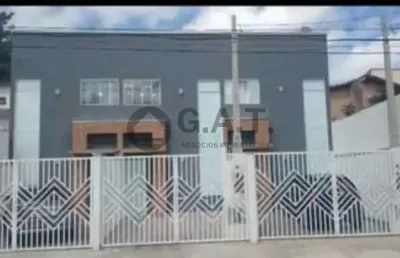 Casa com 2 quartos à venda no Jardim Simus, Sorocaba 