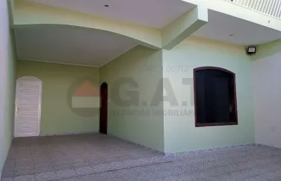 Casa com 3 quartos à venda na Vila Carvalho, Sorocaba 