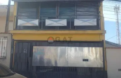 Casa com 4 quartos para alugar na Vila Haro, Sorocaba 