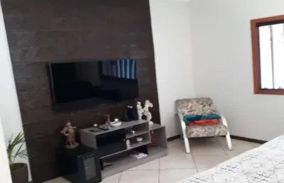 Casa com 4 quartos à venda na Vila Assis, Sorocaba 