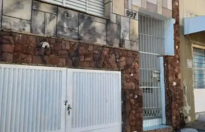 Casa com 2 quartos à venda na Vila Santana, Sorocaba 