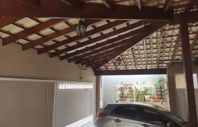 Casa com 3 quartos à venda na Vila São João, Sorocaba 