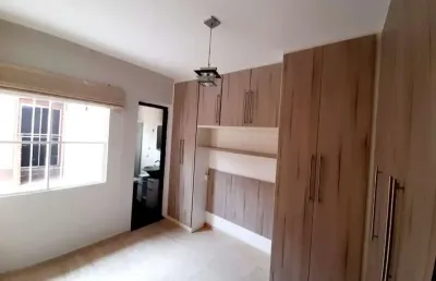 Casa para locação no central parque sorocaba-sp: 3 quartos, 1 suíte, 2 salas, 1 banheiro, 4 vagas de garagem, 135m².