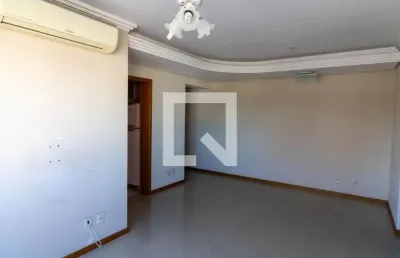 Apartamento dois(2) dormitórios com suíte, churrasqueira e 2 vagas no menino deus