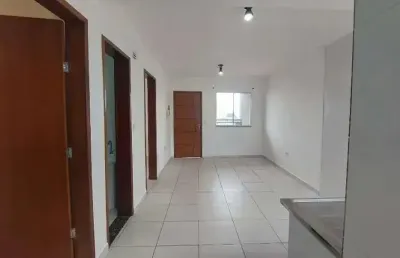 Apartamento novo a 300m do metro guilhermina com vaga