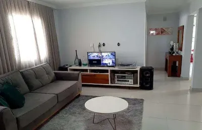 Casa com 3 quartos à venda no Lagoa Nova, Natal 