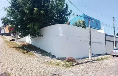 Casa com 3 quartos para alugar no Capim Macio, Natal 