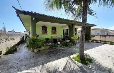 Casa com 3 quartos à venda no Lagoa Nova, Natal 