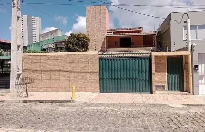 Casa com 3 quartos à venda no Lagoa Nova, Natal 