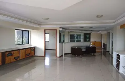 Apartamento com 4 quartos à venda no Candelária, Natal 